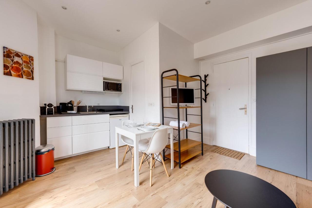 Le Mont Blanc - Charming T1 Ideal For 2 People With Balcony Annecy Exterior foto